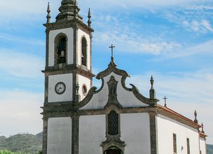 Igreja Paroquial de Lanheses.jpg